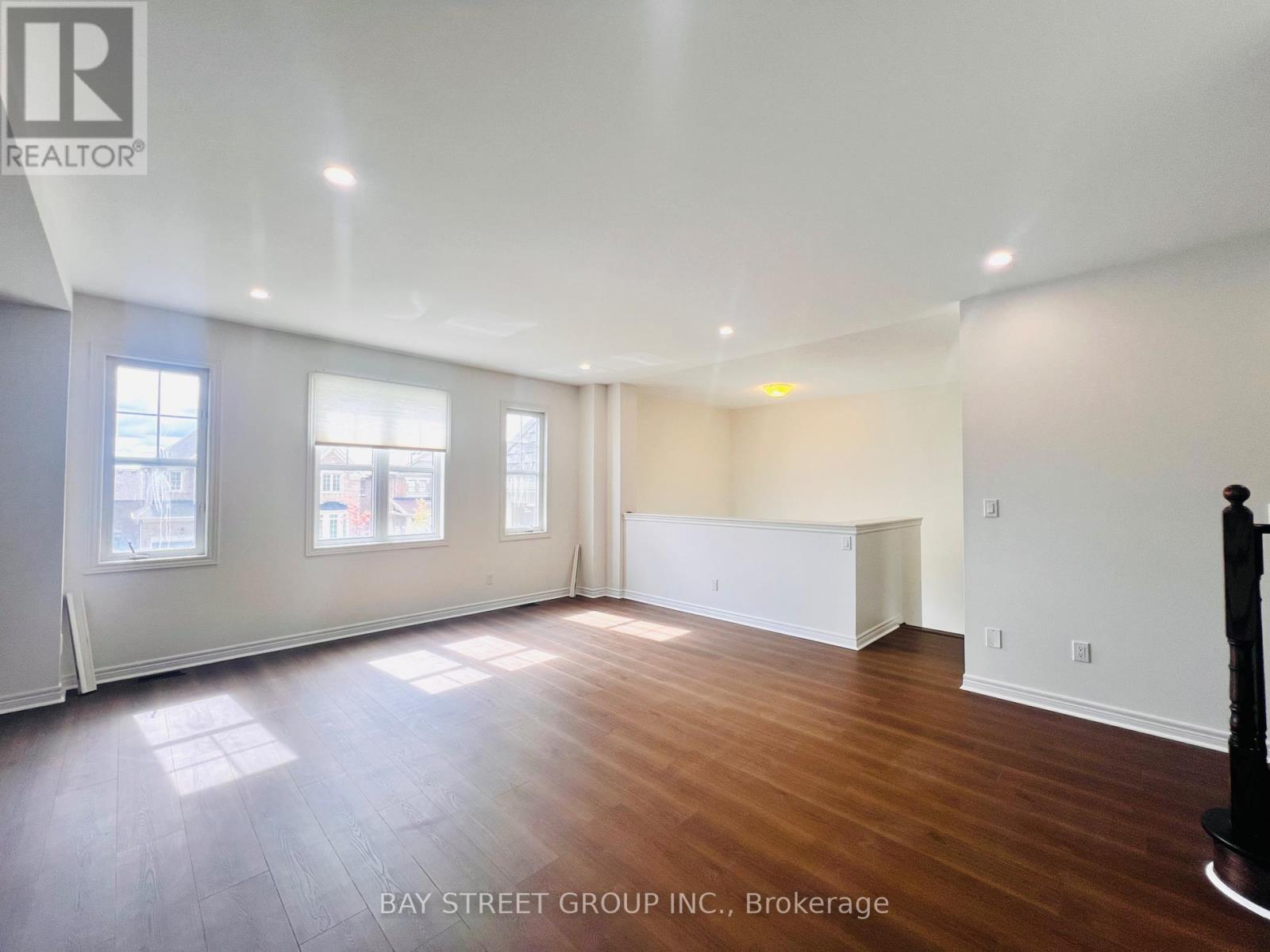 81 SUTCLIFFE WAY - Image 4