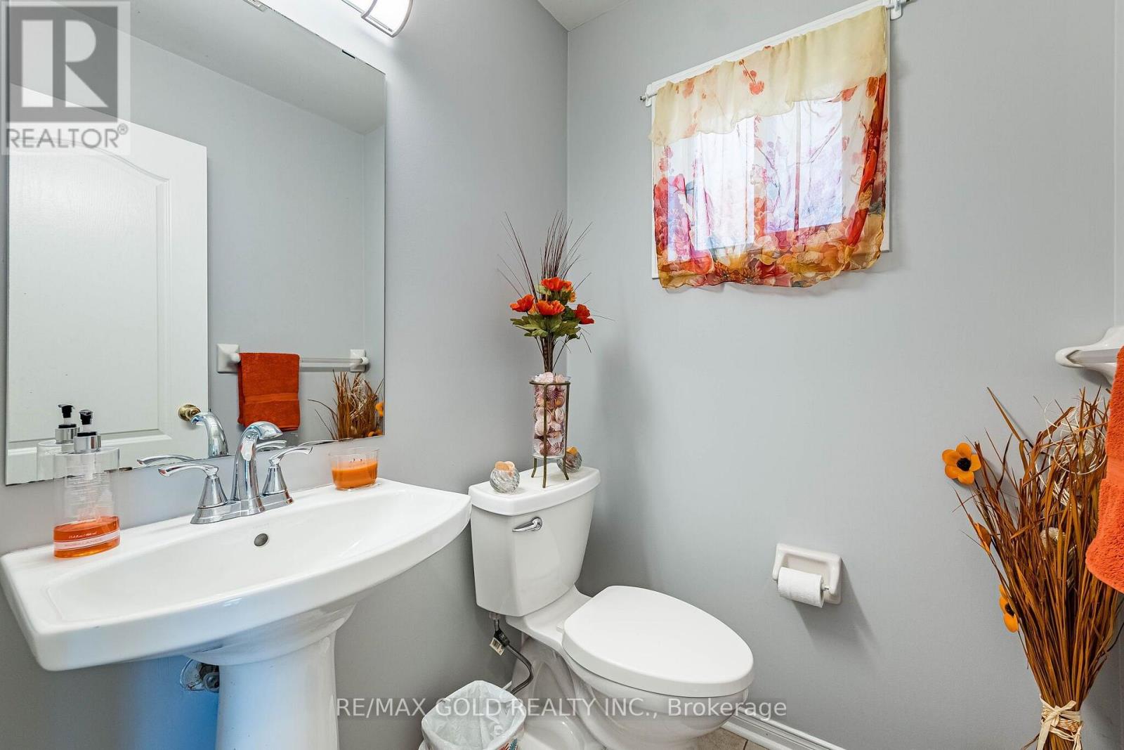 6 MISTDALE CRESCENT - Image 15