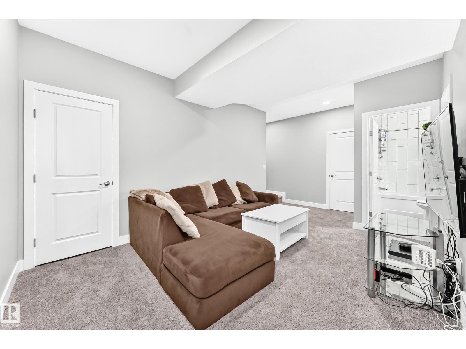 247 ANNANDALE CR - 45
