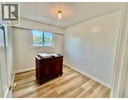 Dining room - 1021 92 Avenue, Dawson Creek, BC V1G1C2 Photo 10