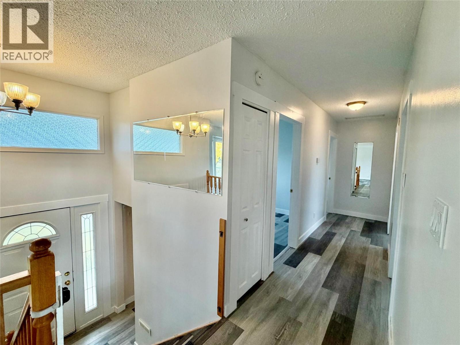 1021 92 Avenue - 13