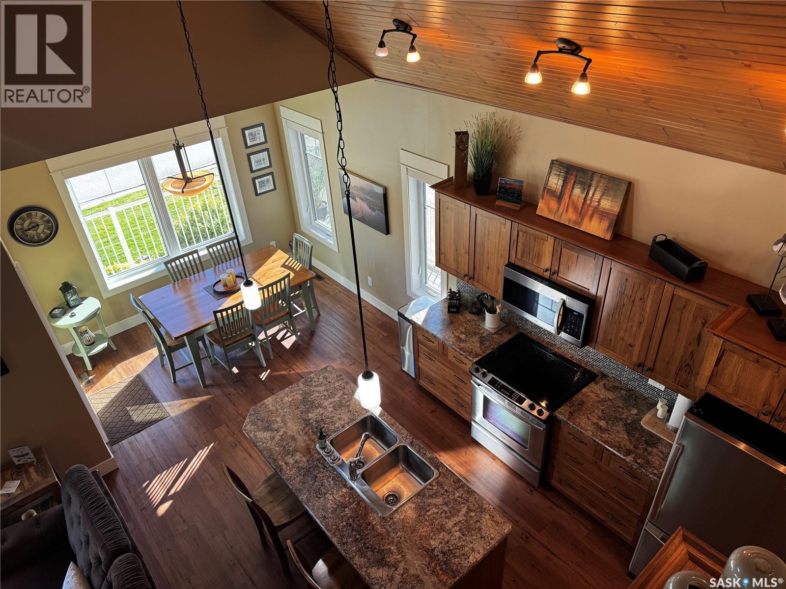 11 Cottage CRESCENT, Elk Ridge — photo 11