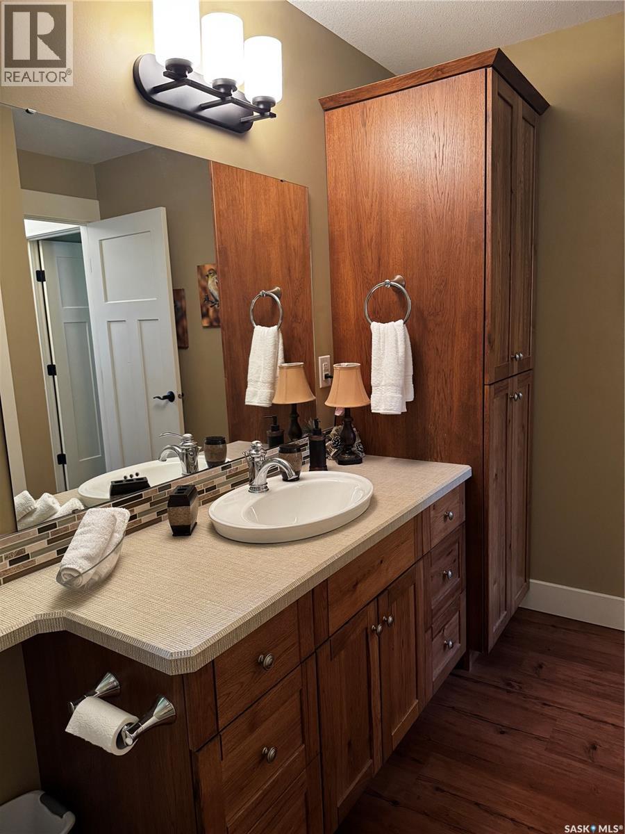 11 Cottage CRESCENT, Elk Ridge — photo 15
