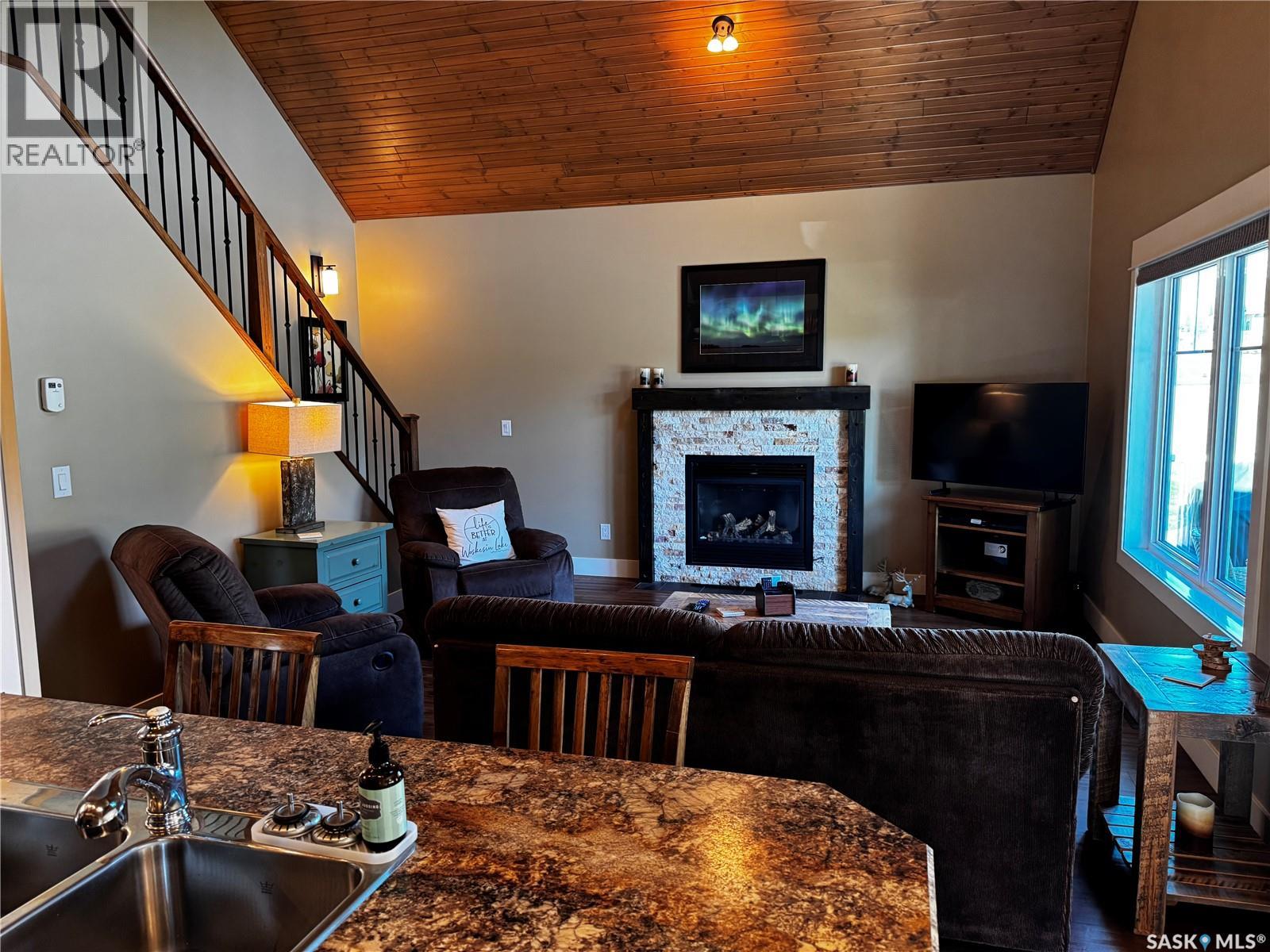 11 Cottage CRESCENT, Elk Ridge — photo 4