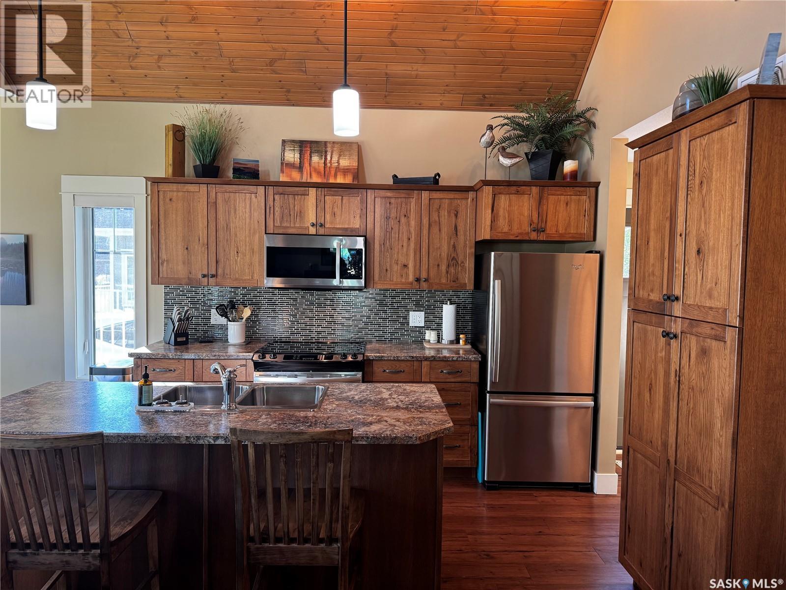 11 Cottage CRESCENT, Elk Ridge — photo 9