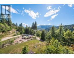 1385 Pass Creek Road, Castlegar, BC V1N4S2 Photo 31