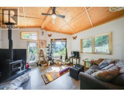 1385 Pass Creek Road, Castlegar, BC V1N4S2 Photo 34