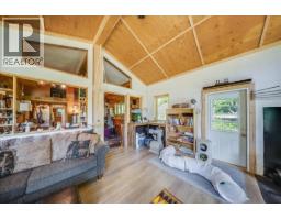 1385 Pass Creek Road, Castlegar, BC V1N4S2 Photo 37