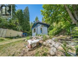 1385 Pass Creek Road, Castlegar, BC V1N4S2 Photo 32