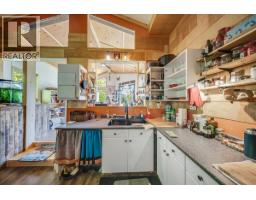 1385 Pass Creek Road, Castlegar, BC V1N4S2 Photo 40