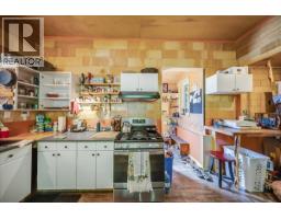 1385 Pass Creek Road, Castlegar, BC V1N4S2 Photo 41