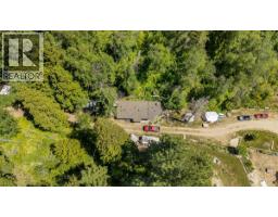 Foyer - 1385 Pass Creek Road, Castlegar, BC V1N4S2 Photo 6