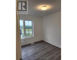 318 Ilmenite Private, Ottawa, ON K2J7C8 Photo 13