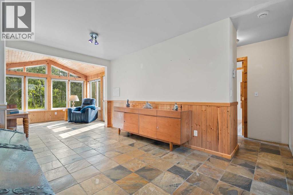 208012 370 Avenue W - Image 20