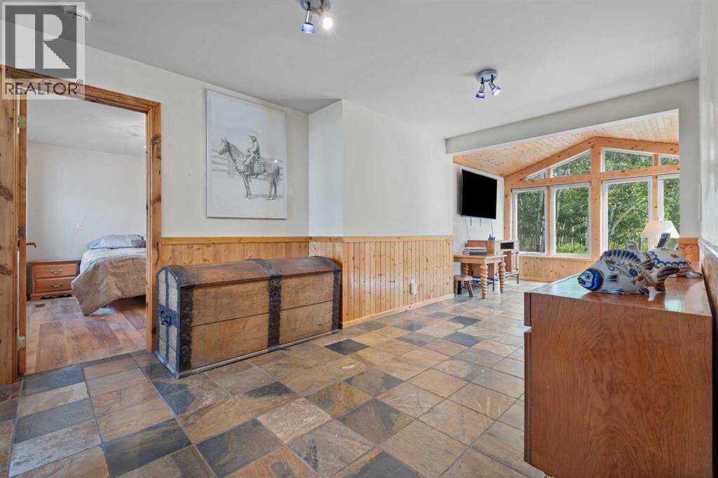 208012 370 Avenue W - Image 23