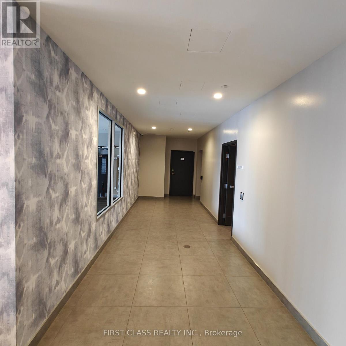 808 - 716 MAIN STREET E, Milton (TM Timberlea) — photo 3