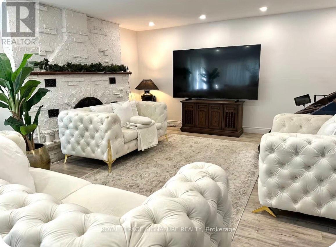 1119 REBECCA STREET, Oakville (WO West) — photo 3