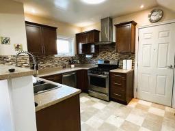 1627 Pacific Avenue, Winnipeg, MB R3E1H6 Photo 9