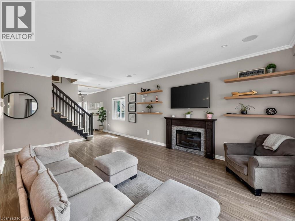 3 HITCHING POST Ridge, Binbrook — photo 10