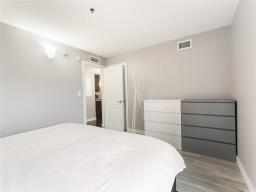 234 235 Bridgeland Drive, Winnipeg, MB R3Y1R7 Photo 16