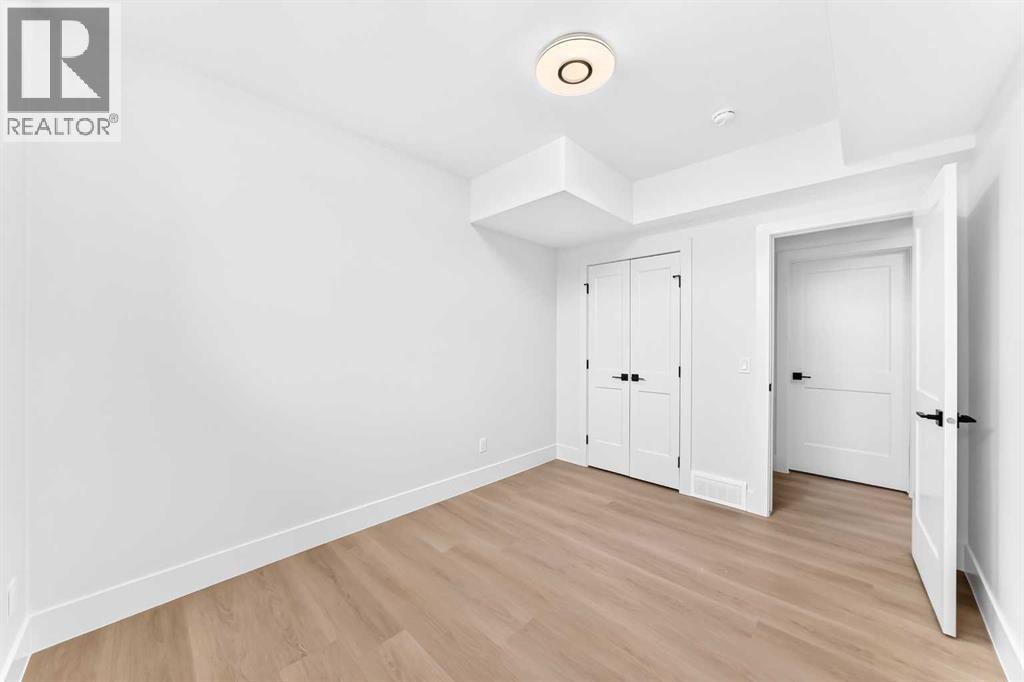 20 Lakewood Way - 32