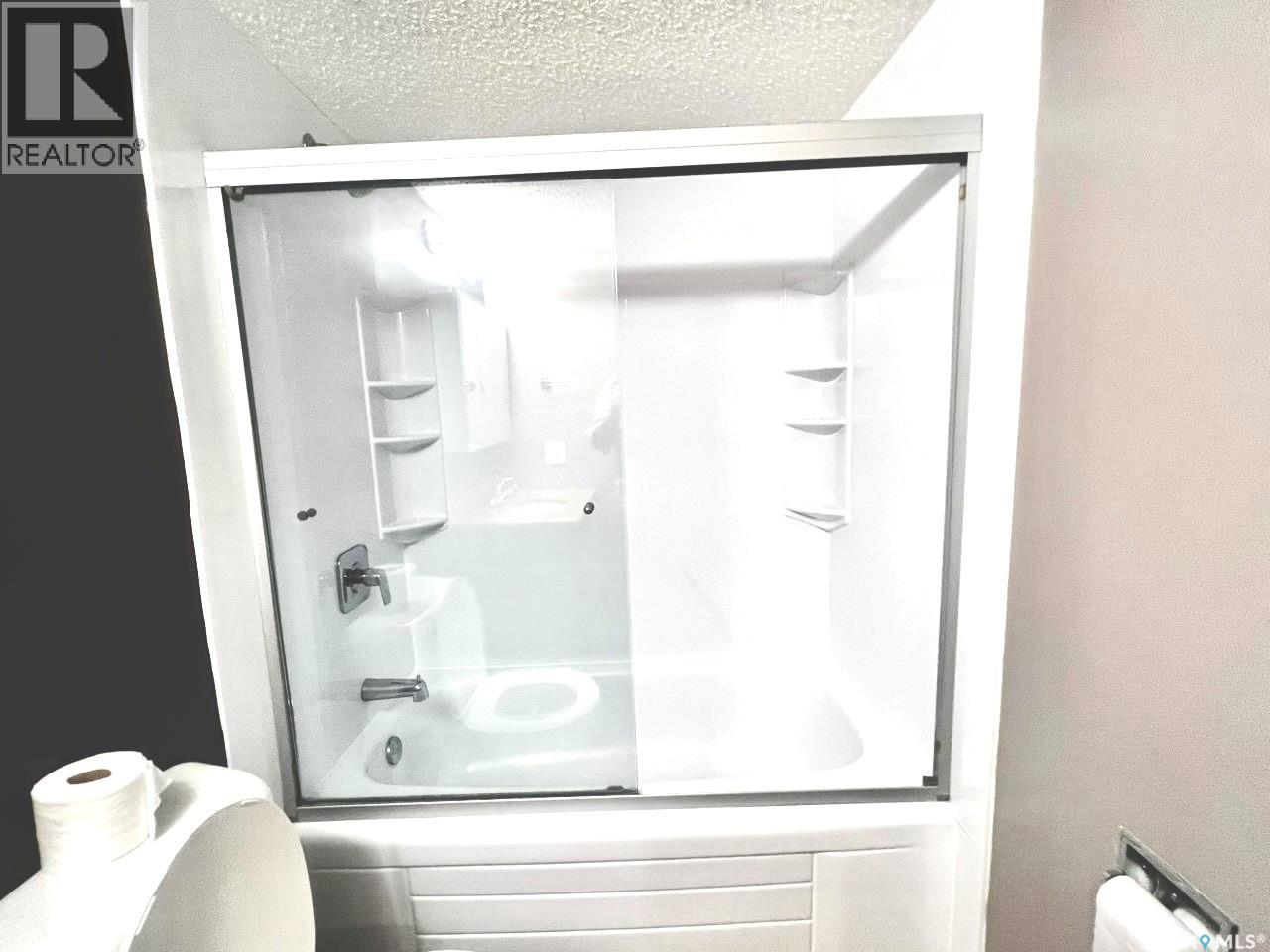 #2 3825 Luther PLACE - 12