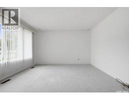 Bedroom - 154 Sangster Boulevard, Regina, SK S4R6L5 Photo 6