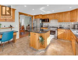 Laundry room - 4 Hamptons Heath Nw, Calgary, AB T3A5E8 Photo 7