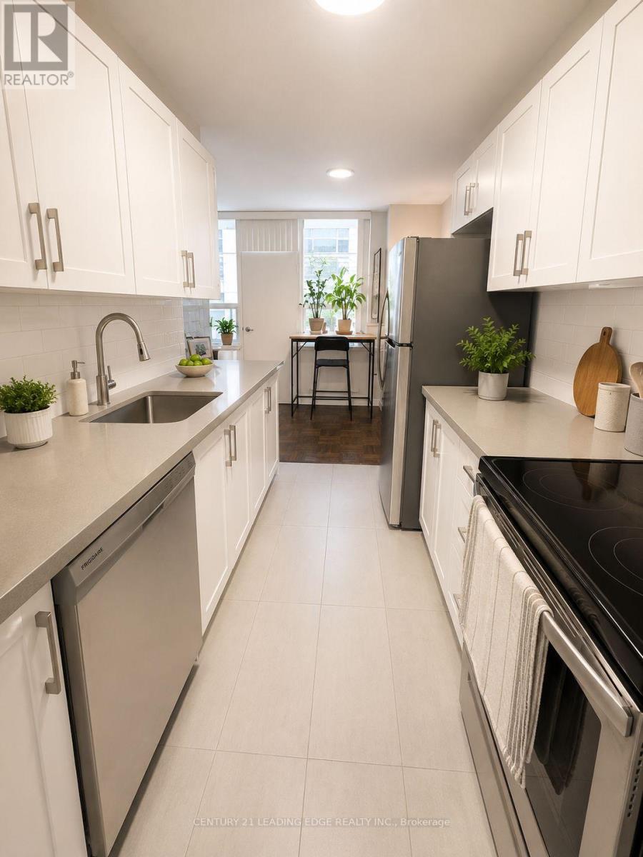 1102 - 103 AVENUE ROAD, Toronto (Annex) — photo 3