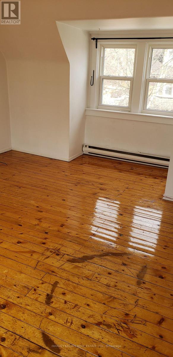 UPPER - 4 MARCHMOUNT ROAD, Toronto (Wychwood) — photo 5