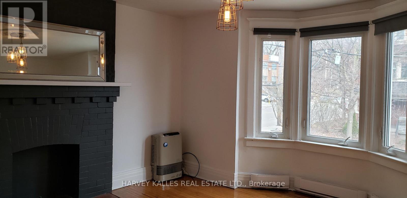UPPER - 4 MARCHMOUNT ROAD, Toronto (Wychwood) — photo 6