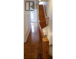 Upper - 4 Marchmount Road, Toronto, ON M6G2A9 Photo 14