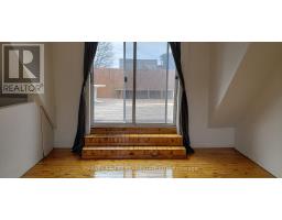 Upper - 4 Marchmount Road, Toronto, ON M6G2A9 Photo 22