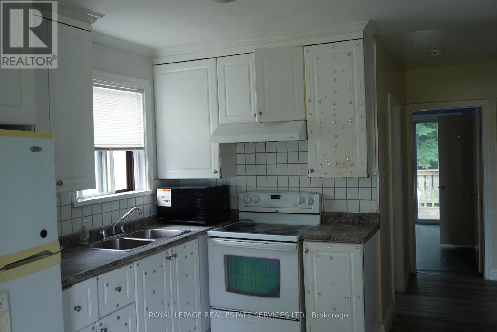 MAIN - 12 CONISTON ROAD, Toronto (Clairlea-Birchmount) — photo 4
