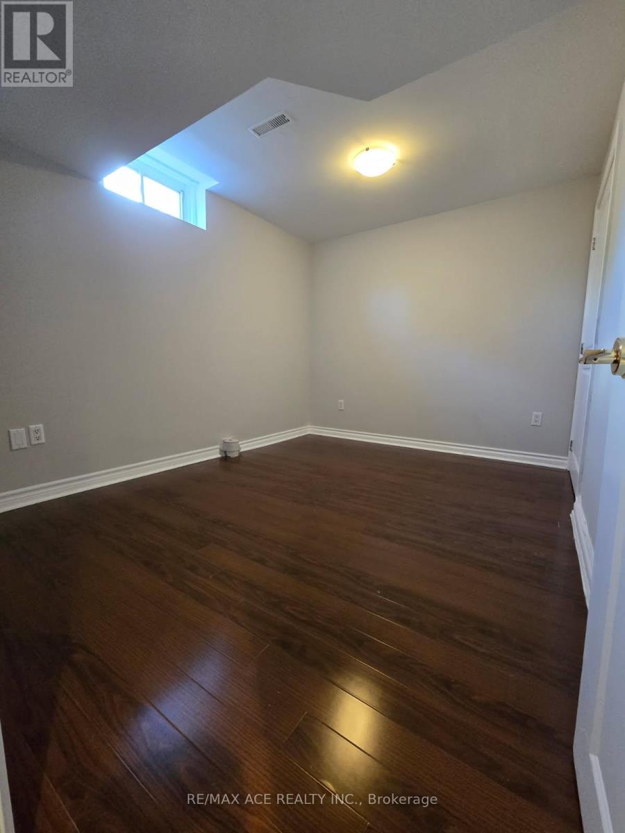 BSMT - 25 PILKINGTON CRESCENT, Vaughan (Brownridge) — photo 6