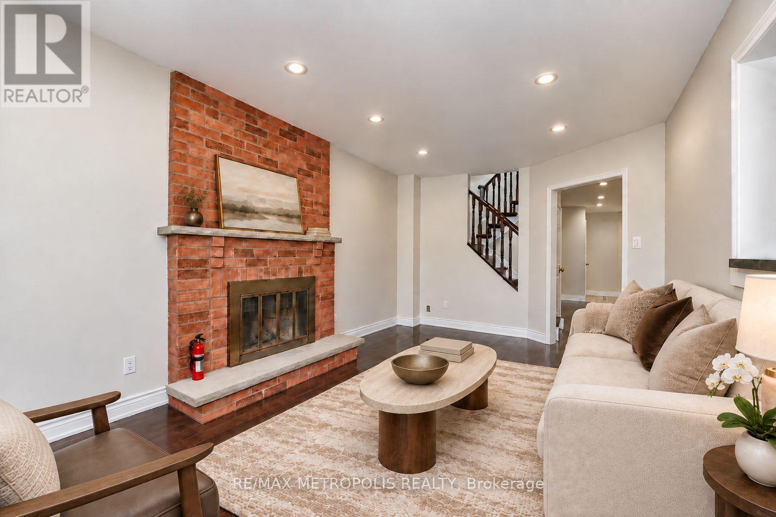 214 ELSON STREET - 12