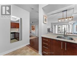 1702 - 200 Rideau Street, Ottawa, ON K1N5Y1 Photo 12