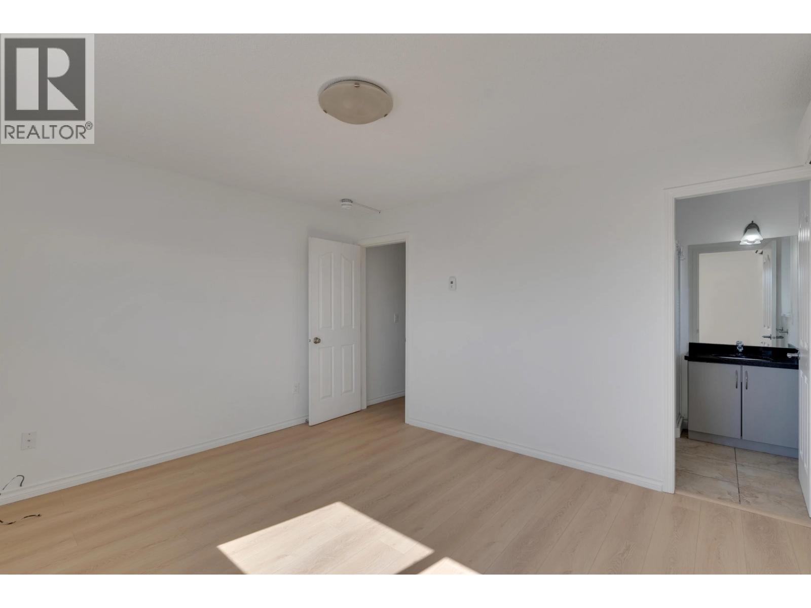 6 Bed, 4 Bath House for Sale in Vancouver – 166 E 51ST AVENUE, Vancouver – MLS# R3167504 - Image 18