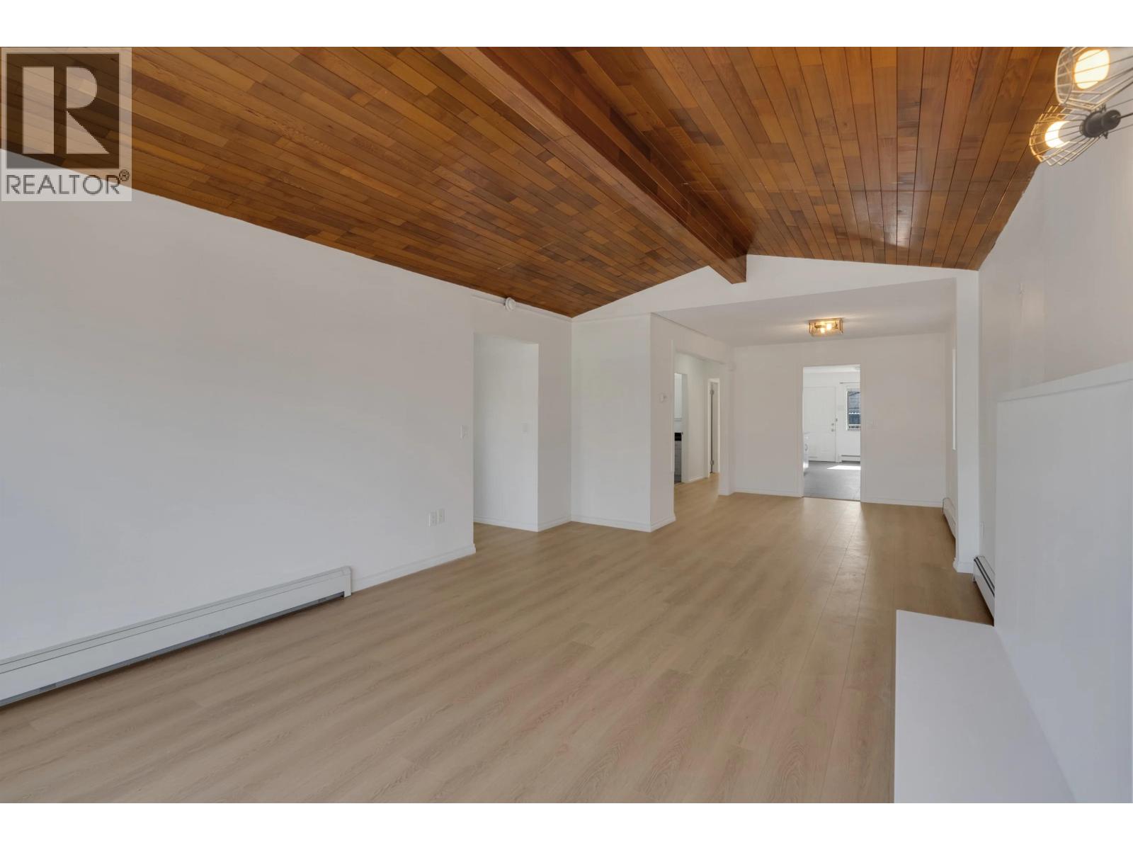 6 Bed, 4 Bath House for Sale in Vancouver – 166 E 51ST AVENUE, Vancouver – MLS# R3167504 - Image 7