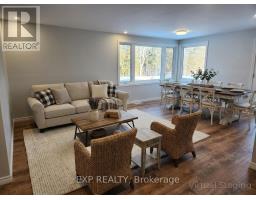 71 Lakeshore Road E, Oro Medonte, ON L0L2E0 Photo 9