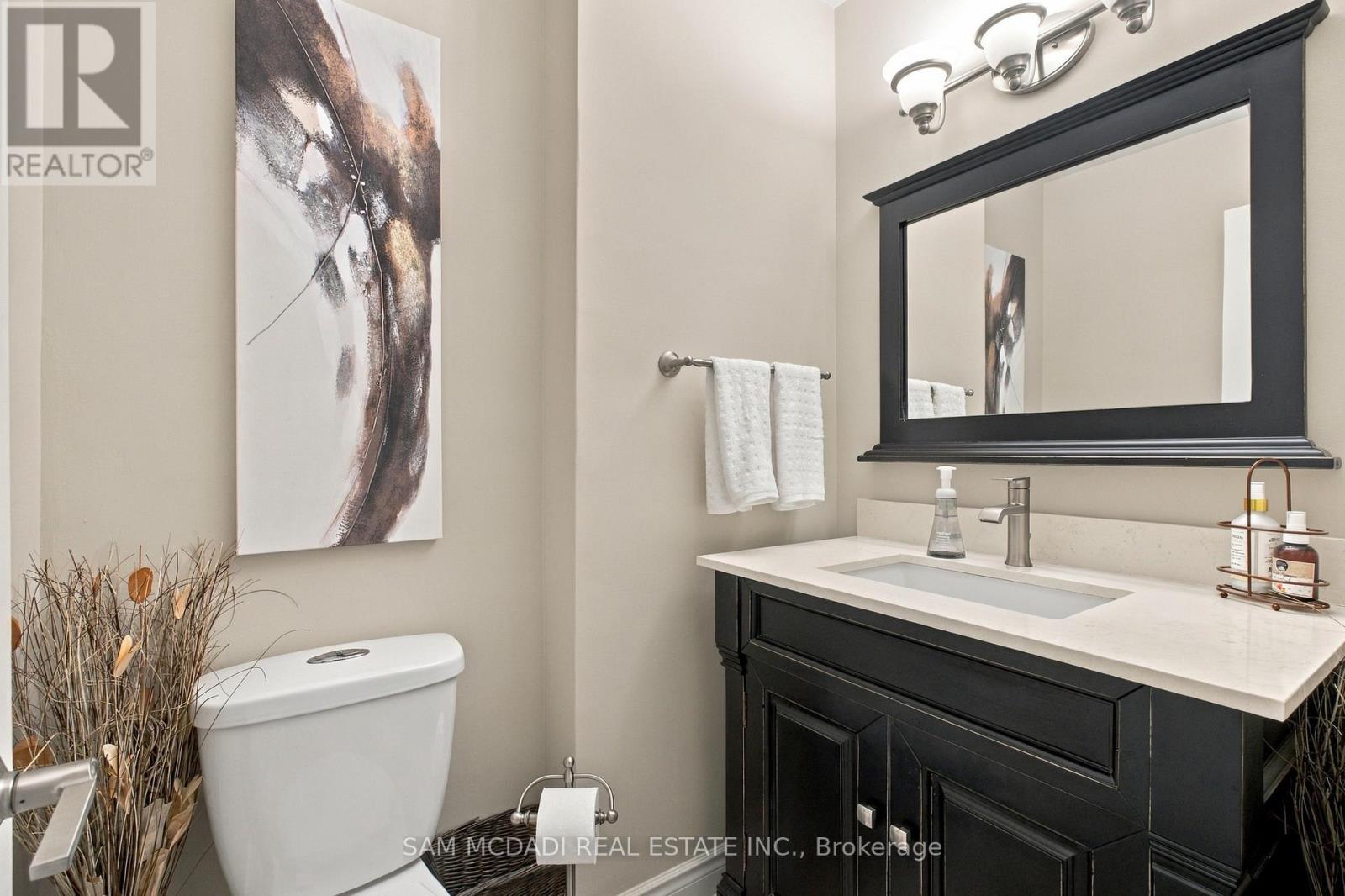 1664 HOWAT CRESCENT - Image 7