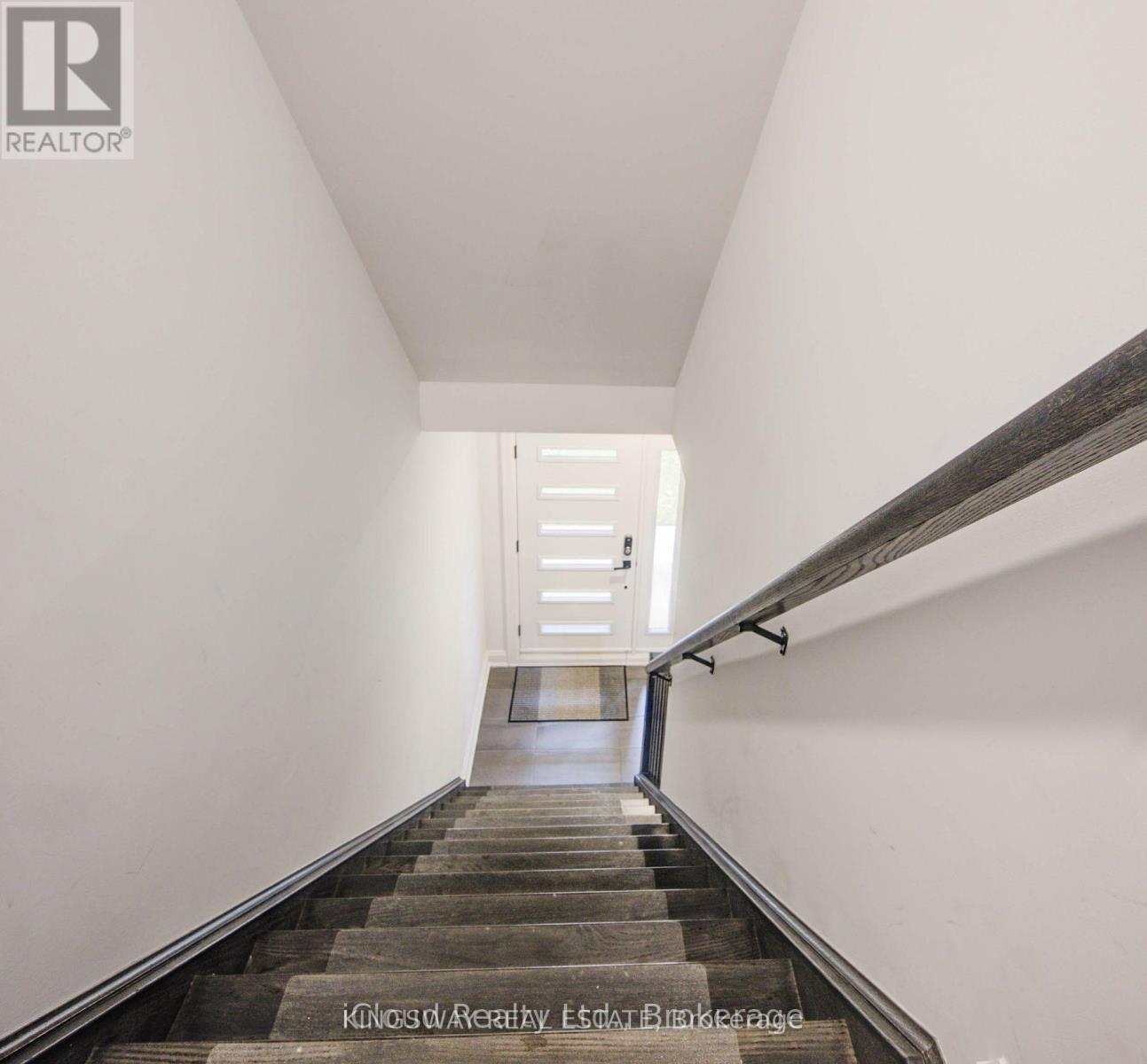 33 JARVIS STREET, Brantford — photo 9
