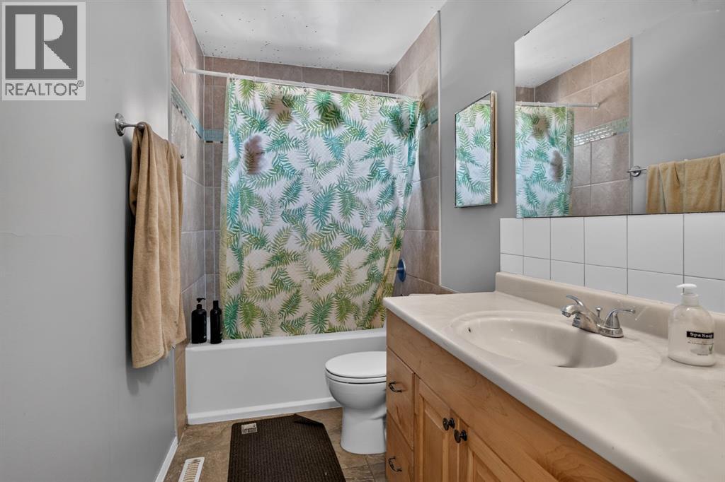 4843 7 Avenue SE - 10