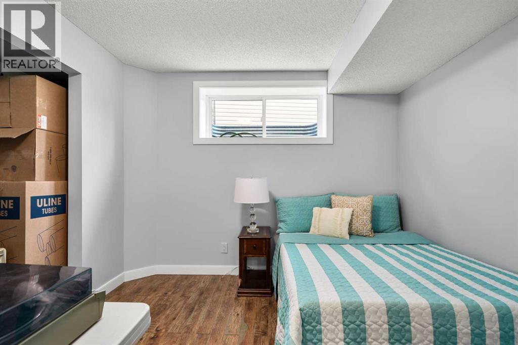 87 Brightonstone Gardens SE - Image 27