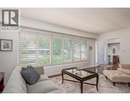 5pc Bathroom - 280 Penn Drive, Burlington, ON L7N2B8 Photo 9