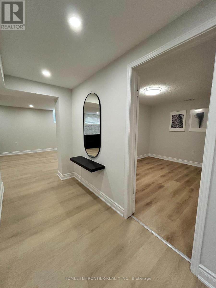 BASEMENT UNIT - 141 BRIGHTON AVENUE, Toronto (Bathurst Manor) — photo 12