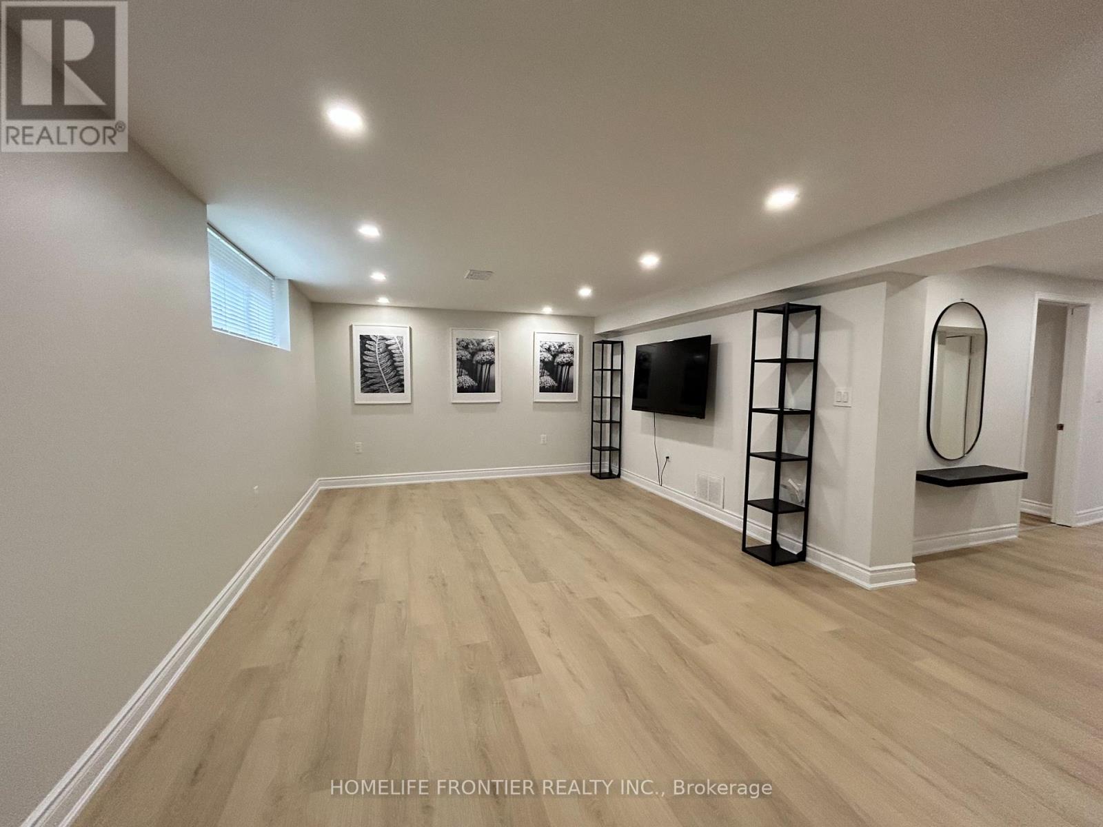 BASEMENT UNIT - 141 BRIGHTON AVENUE, Toronto (Bathurst Manor) — photo 11