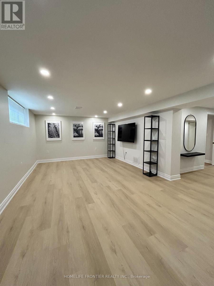 BASEMENT UNIT - 141 BRIGHTON AVENUE, Toronto (Bathurst Manor) — photo 7