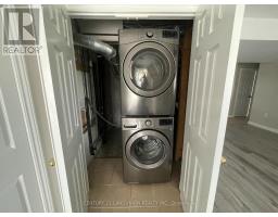 Family room - Residence Primary Unit/b - 20215 Woodbine Avenue, East Gwillimbury, ON L0G1R0 Photo 6