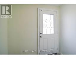 Upper - 47 Greendale Avenue, Toronto, ON M6N4P4 Photo 23